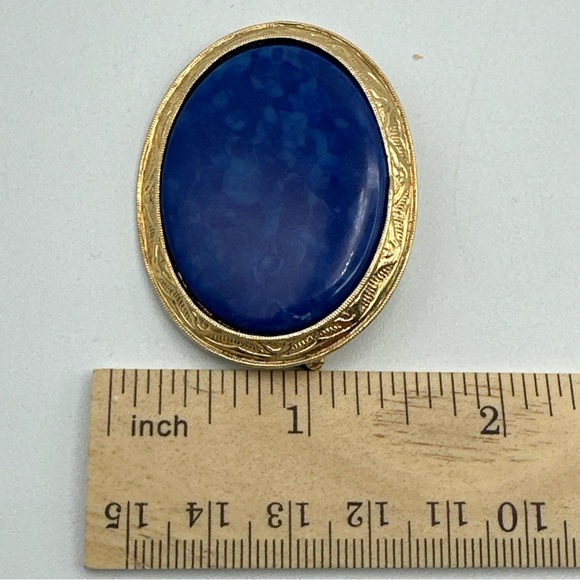 Vintage Blue Emitation Marble and Clasical gold Tone Brooch #766 - Picture 4 of 6